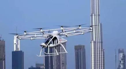 迪拜領(lǐng)航未來 世界首輛飛行汽車試飛成功，全球無人機(jī)載客服務(wù)曙光初現(xiàn)